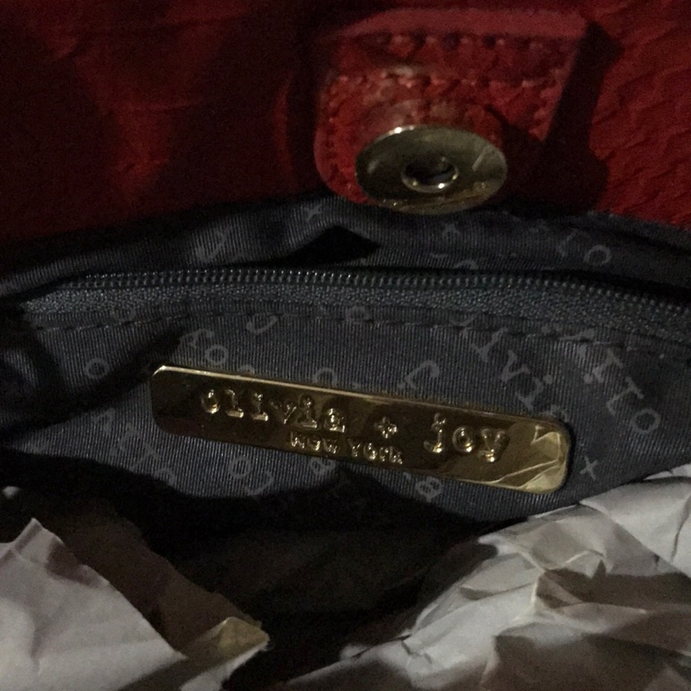 Designer Handbag - Picture 2 of 3